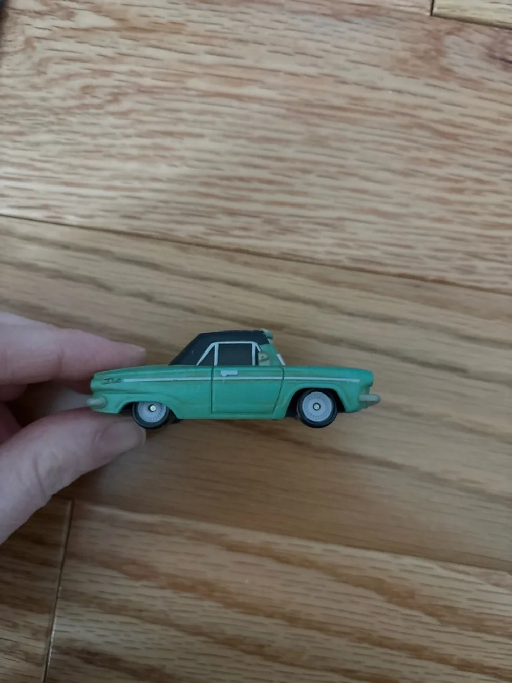 Disney Pixar Cars Rusty Rust-eze 1:55 Diecast Loose Mattel